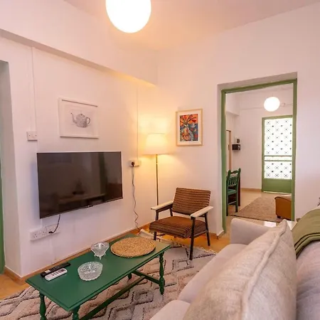 Two Bedroom Garden In Quiet Street * Limassol