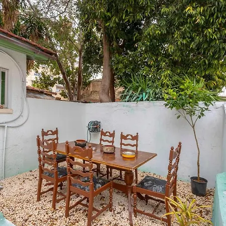 Two Bedroom Garden In Quiet Street Nyaraló Limassol