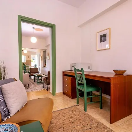 Two Bedroom Garden In Quiet Street * Limassol